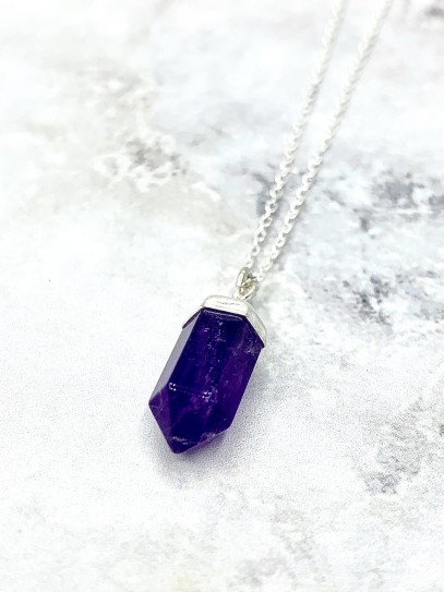 Amethyst 'Aishani' necklace