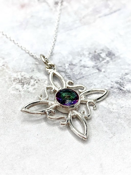 Witches Knot 'Sabrina' Mystic Topaz necklace