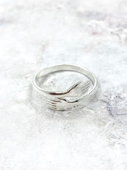 Hug ring: eternal love