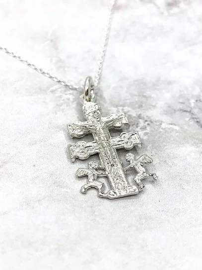 Collar Cruz de Caravaca de plata