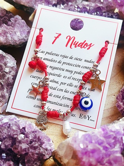 Pulsera de los 7 nudos de protección y charms de la suerte