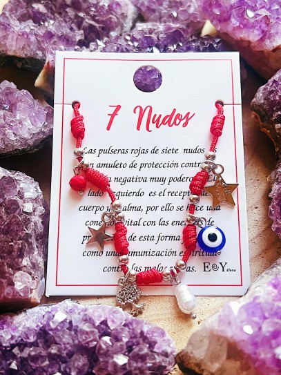 Pulsera de los 7 nudos de protección y charms de la suerte
