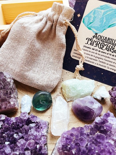 Kit of 6 horoscope stones: Aquarius - Turquoise