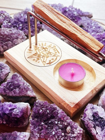 Lignum vitae burner support and wooden