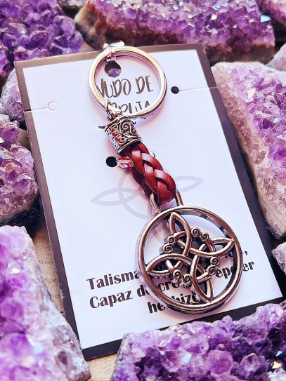 Witch's Knot talisman protective keychain