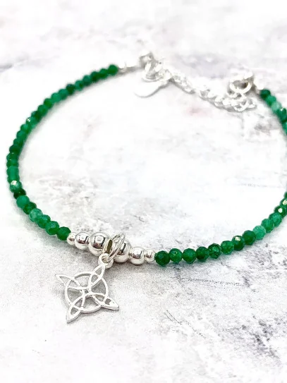 Pulsera 'Glinda' de Nudo Brujas y Esmeralda