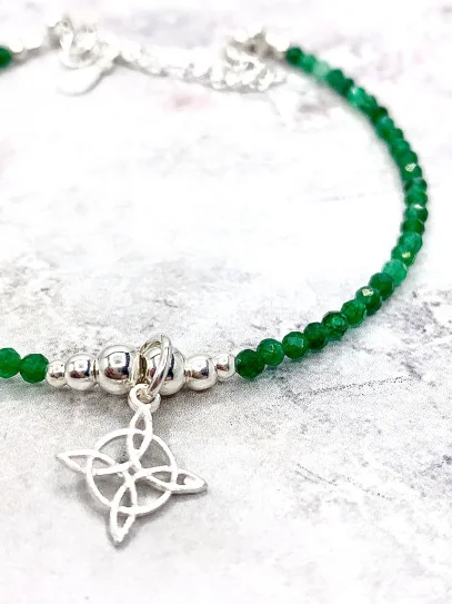 Pulsera 'Glinda' de Nudo Brujas y Esmeralda