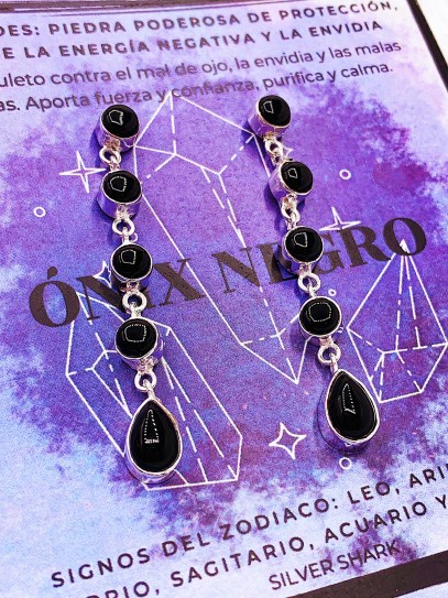 Pendientes 'Iniya' de Ónix negro