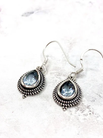 Pendientes 'Jivika' de Aguamarina