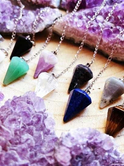 Péndulo curativo de Reiki de minerales