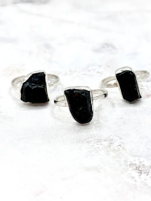 Black Tourmaline 'Jannat' ring