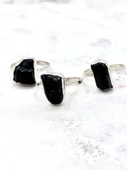 Black Tourmaline 'Jannat' ring