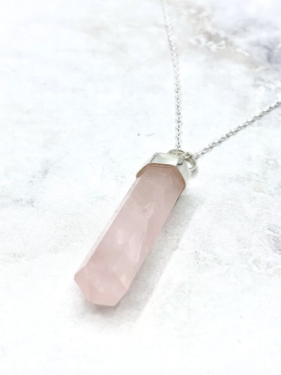Collar punta de Cuarzo rosa | Amor